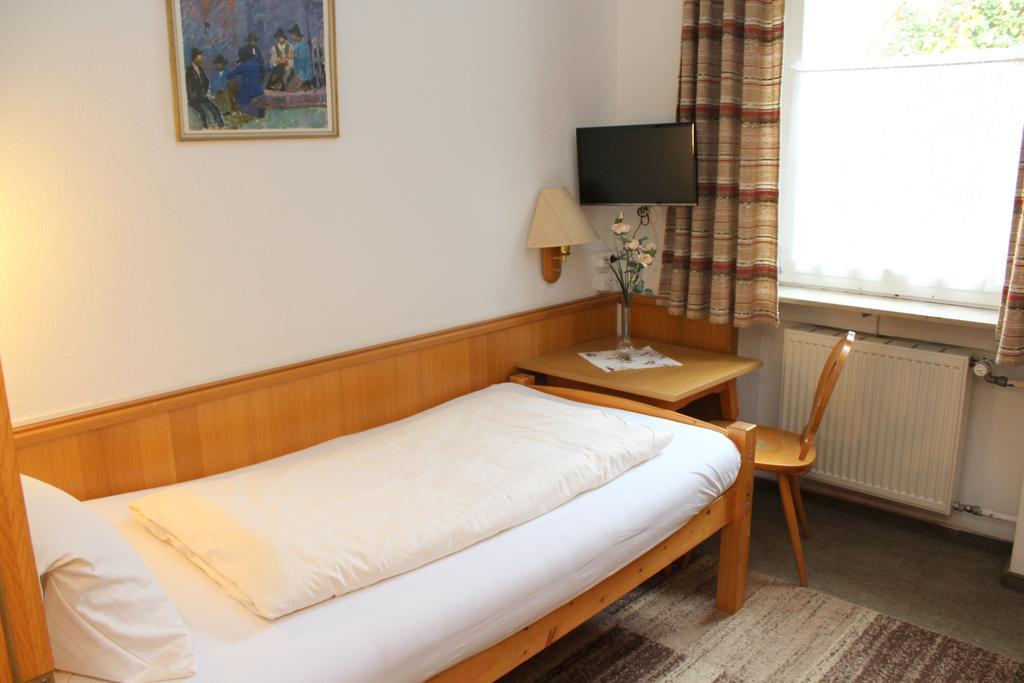 Hotel Hottmann Stuttgart Rum bild